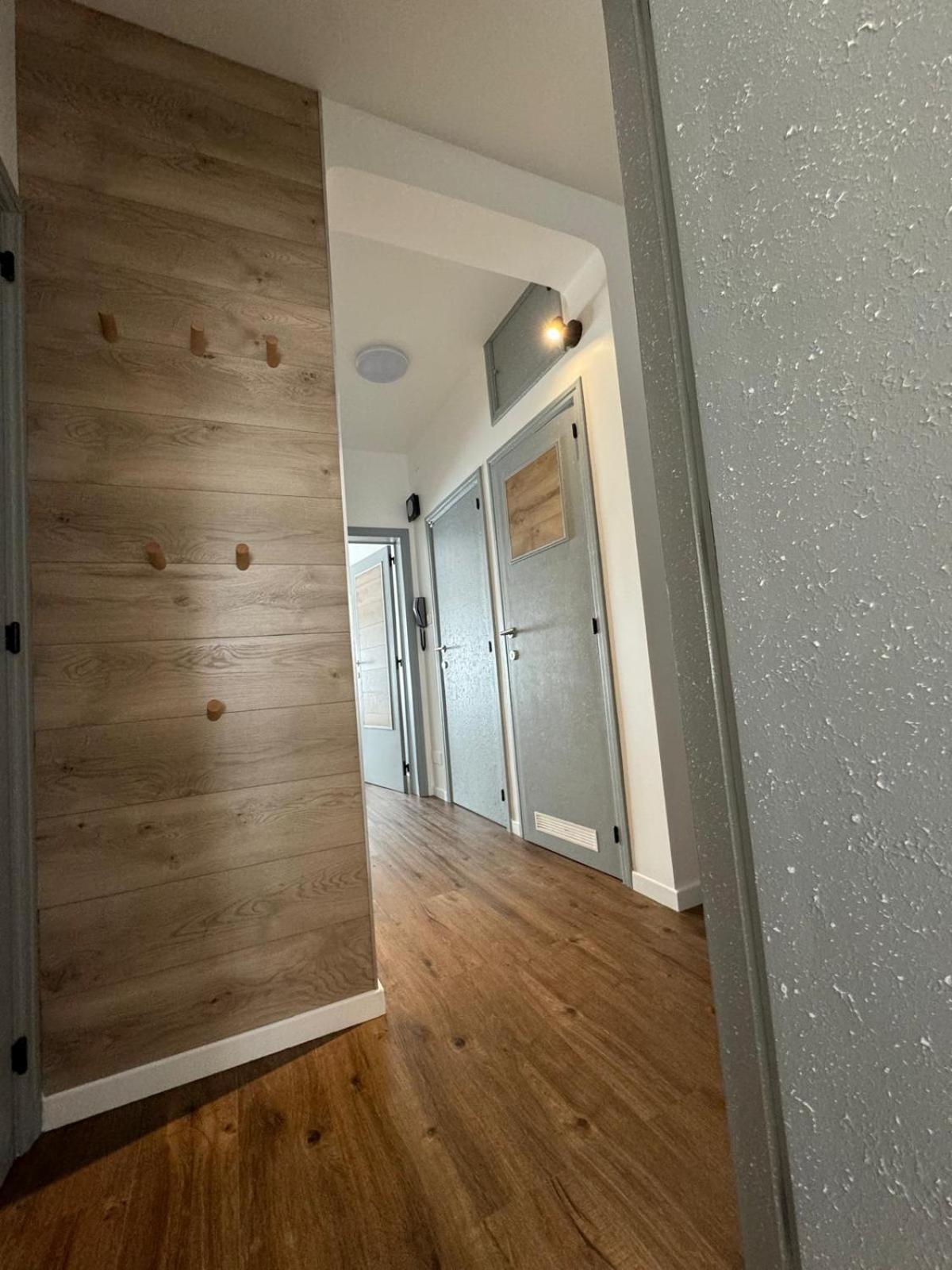 Rachelle Apartment บลังเคนเบอร์เก ภายนอก รูปภาพ